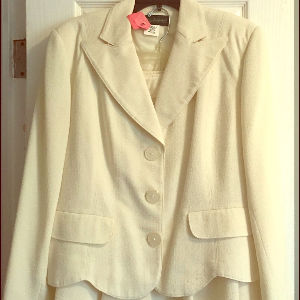 Ivory Two piece skirt set